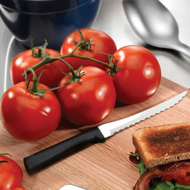 The Perfect Tomato Slicing Knife